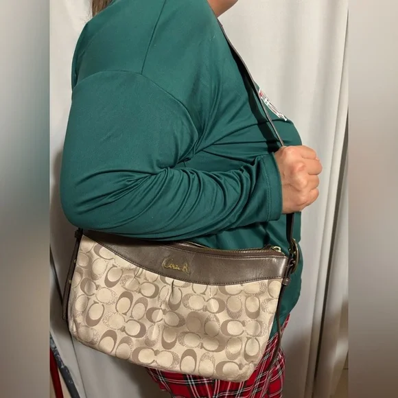 COACH Khaki Ashley Signature Print Hobo Shoulder Bag with Mahogany Accents Strap - Picture 13 of 13